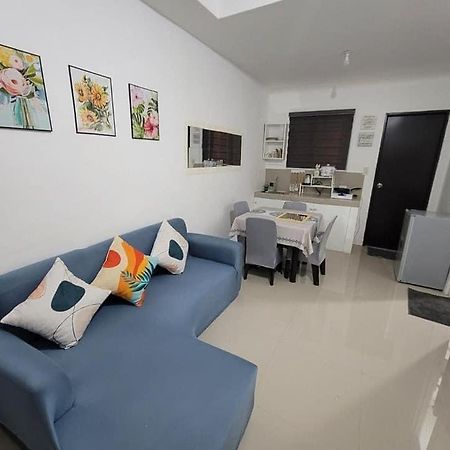 Bella 1 Bed and Breakfast Cabanatuan City Buitenkant foto
