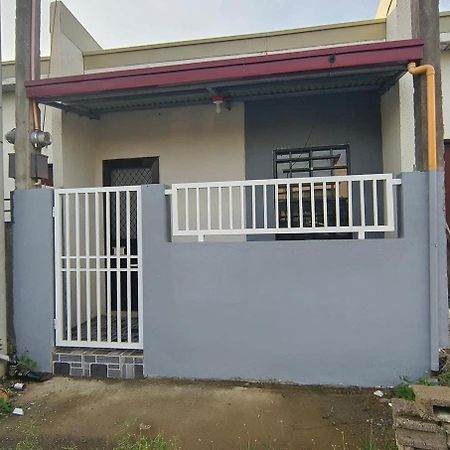 Bella 1 Bed and Breakfast Cabanatuan City Buitenkant foto